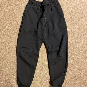 Nike tech fleece joggers
